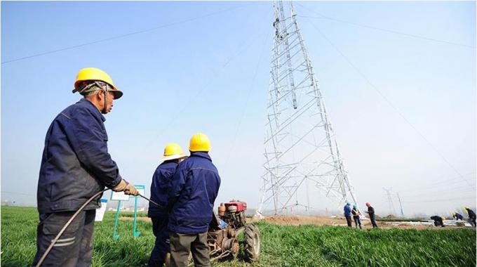 伯陽—潁州500千伏線路工程全面組塔